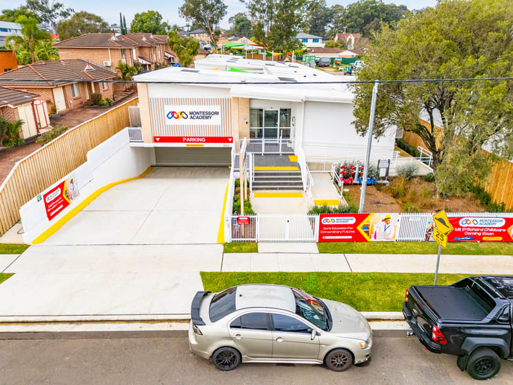 Click to view all images 12 Hemphill Ave Mount Pritchard NSW 2170 - Image 3