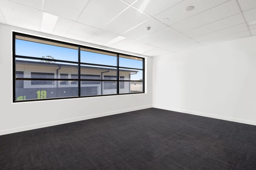 Click to view all images 35 Sefton Road Thornleigh NSW 2120 - Image 3