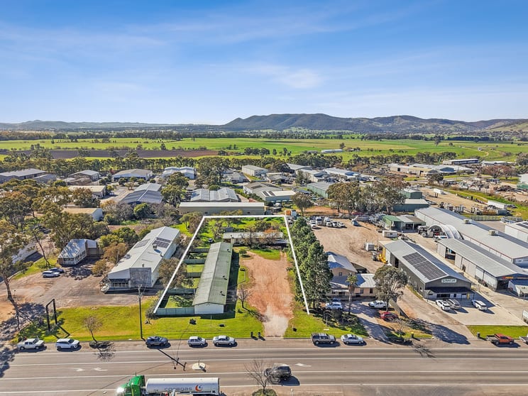 Click to view all images 23 Sydney Road Mudgee NSW 2850 - Image 1