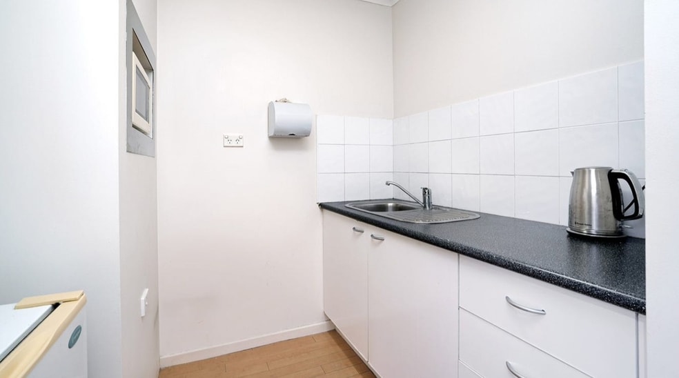 Click to view all images 5C/372-428 Wattle Street Ultimo NSW 2007 - Image 3