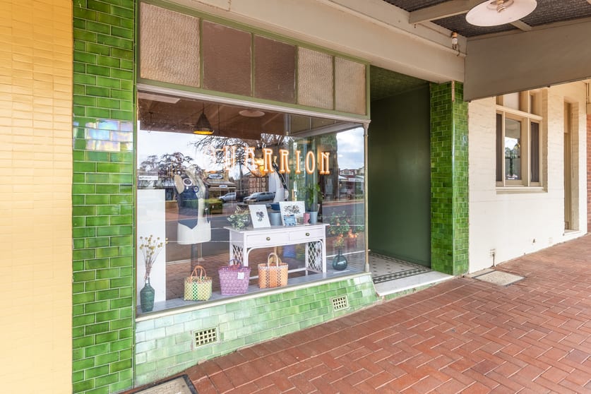 Click to view all images 114 Cowabbie Street Coolamon NSW 2701 - Image 2