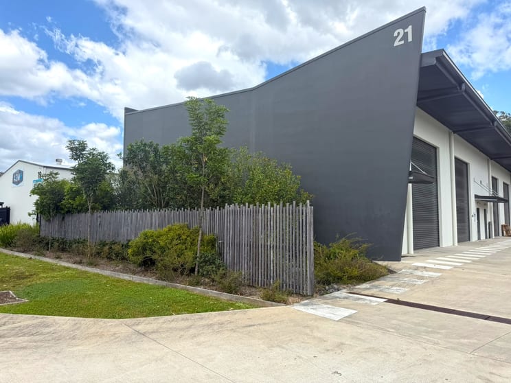 4/21 Lenco Crescent Landsborough QLD 4550 - Image 3