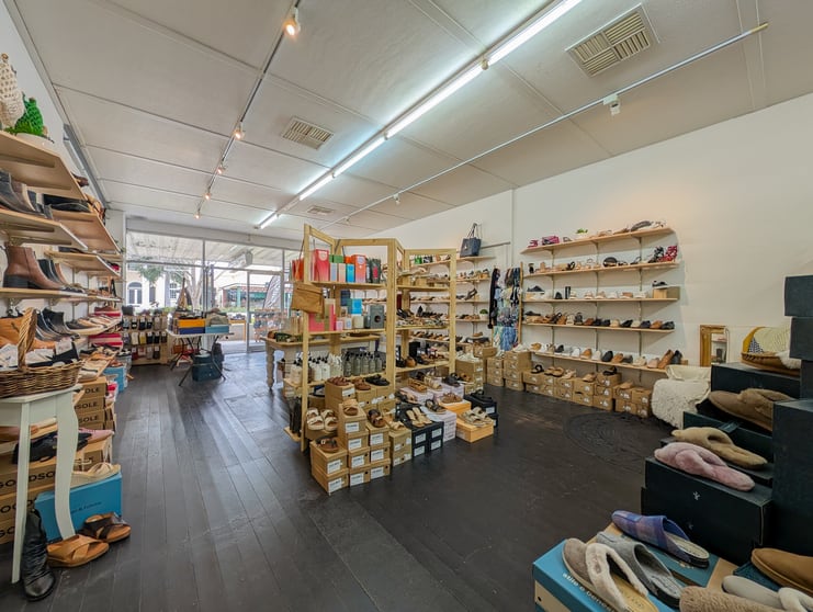 Click to view all images 36 & 38 Victoria Street Kerang VIC 3579 - Image 2