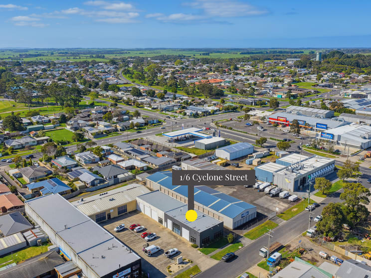 Click to view all images 1/6 Cyclone Street Wonthaggi VIC 3995 - Image 2