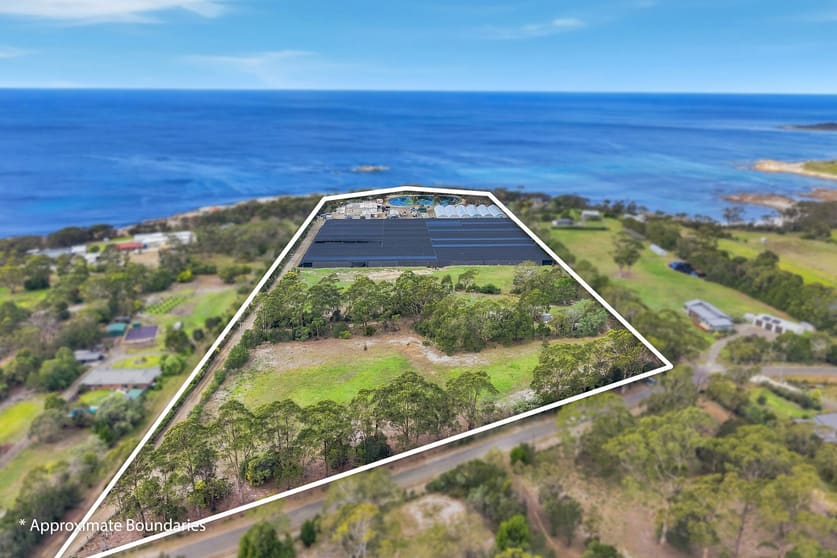 Click to view all images 23 Harveys Farm Road Bicheno TAS 7215 - Image 2