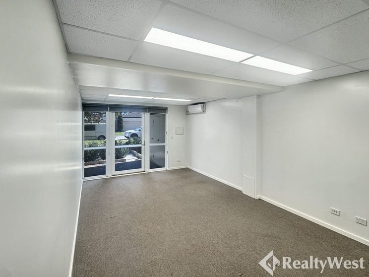 Click to view all images 1/16 Burton Street Cannington WA 6107 - Image 3