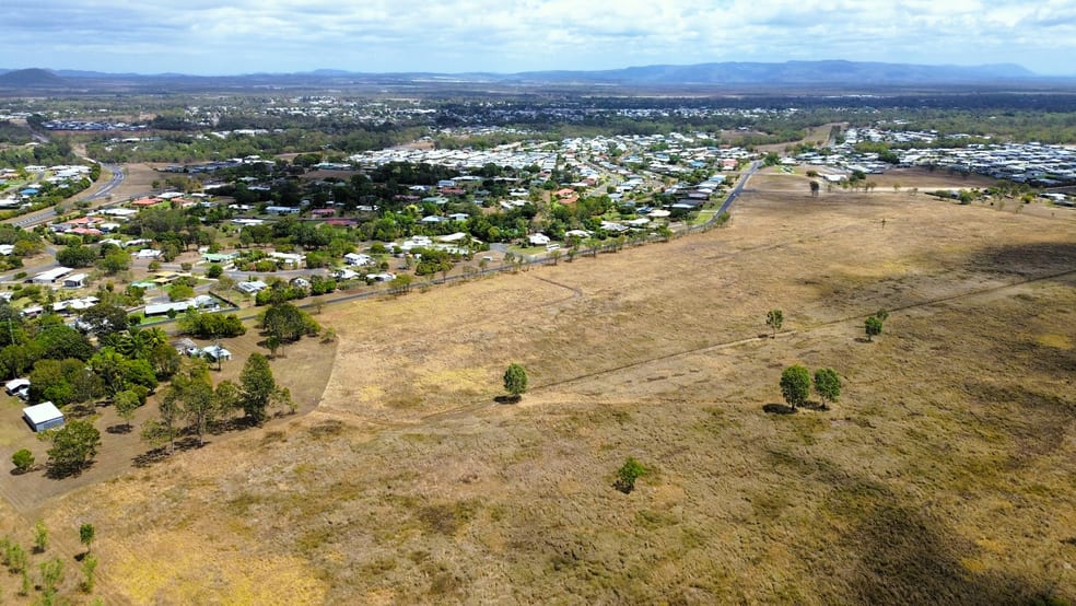 Click to view all images Lot 2/24 Hastie Road Mareeba QLD 4880 - Image 1