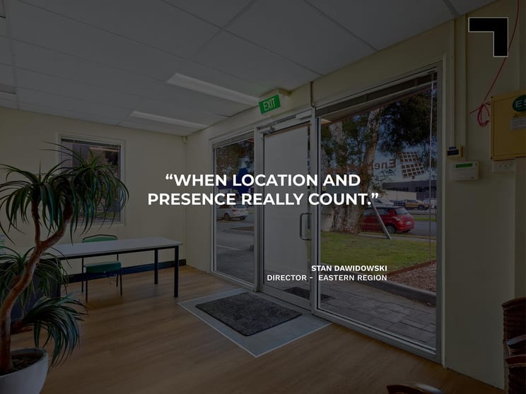 Click to view all images 33 Lacey Street Croydon VIC 3136 - Image 3