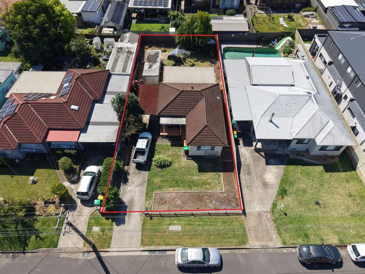 Click to view all images 48 Brian St Merrylands NSW 2160 - Image 2