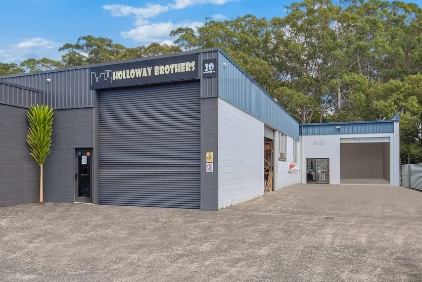 Click to view all images 20 Industry Drive Tweed Heads South NSW 2486 - Image 3