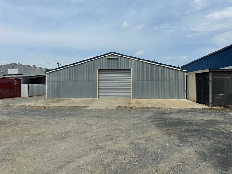 Click to view all images 40 Knight Street Park Avenue QLD 4701 - Image 3