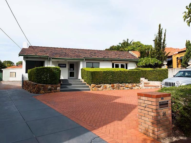 26 Kearns Crescent Ardross WA 6153 - Image 2