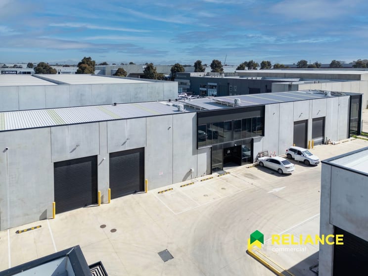 Click to view all images 26/45 Hunter Road Derrimut VIC 3026 - Image 2