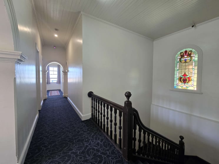 Click to view all images 277 Brisbane Street West Ipswich QLD 4305 - Image 5