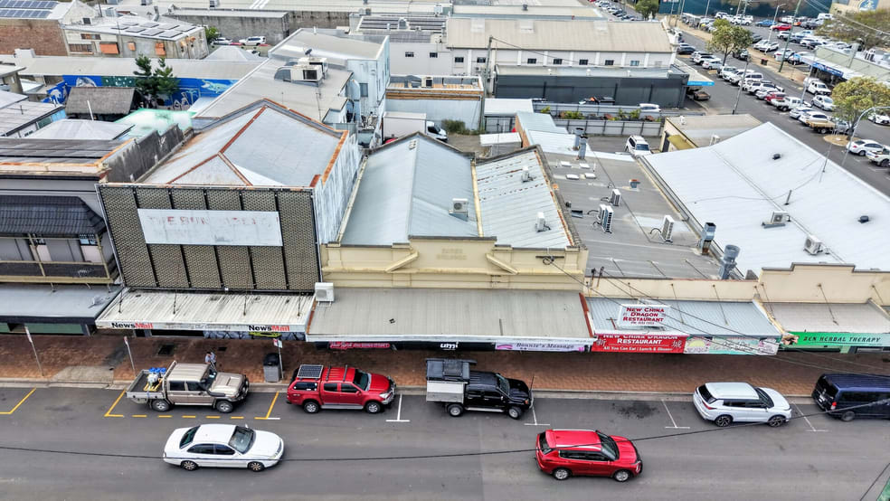 Click to view all images 26 Targo Street Bundaberg Central QLD 4670 - Image 1