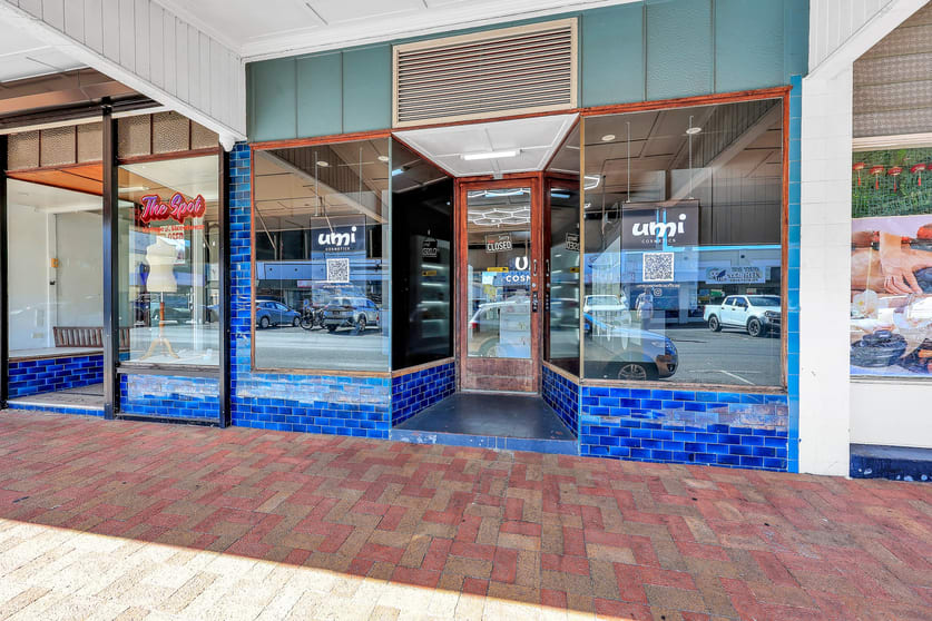 Click to view all images 26 Targo Street Bundaberg Central QLD 4670 - Image 3