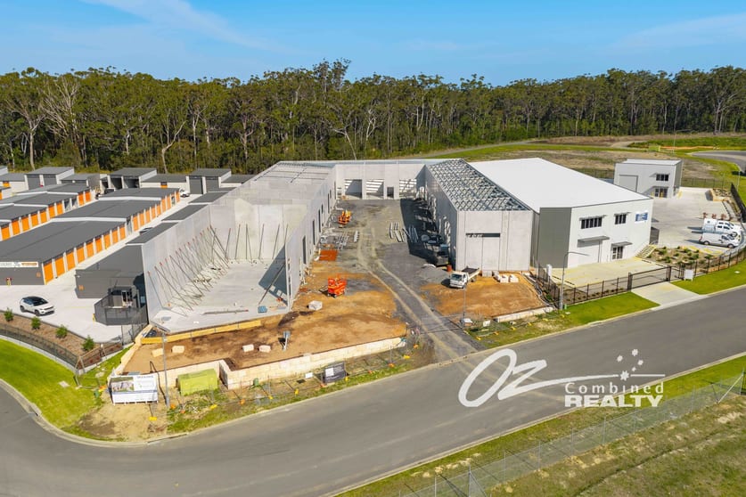 Click to view all images 2-15/1 Mussel Court Huskisson NSW 2540 - Image 3