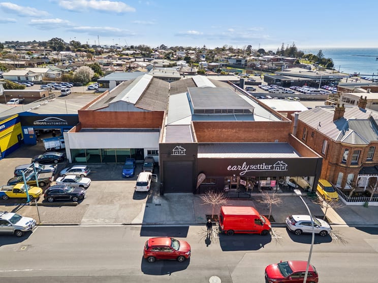 Click to view all images 12-14 Oldaker Street Devonport TAS 7310 - Image 2