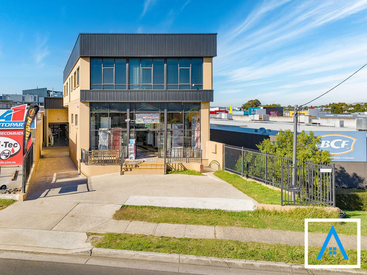 Click to view all images 69 Chapel Road Bankstown NSW 2200 - Image 1