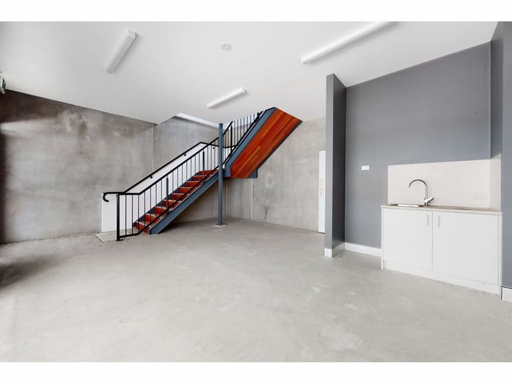 Click to view all images 18/37 McDonald Road Windsor QLD 4030 - Image 4