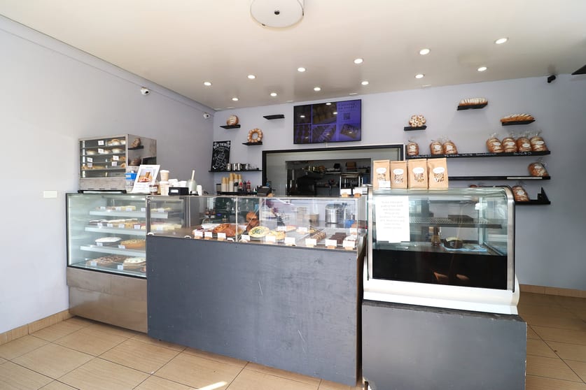 Click to view all images 703 Forest Road Peakhurst NSW 2210 - Image 2