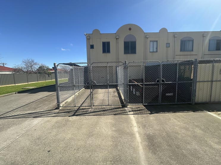 Click to view all images 32/57 Malcolm Place Campbellfield VIC 3061 - Image 2
