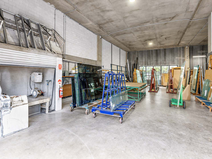 Click to view all images 19/1 Short Street Chatswood NSW 2067 - Image 3
