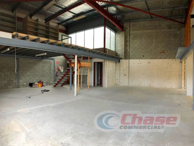 Click to view all images 1/993 Stanley Street East Brisbane QLD 4169 - Image 2