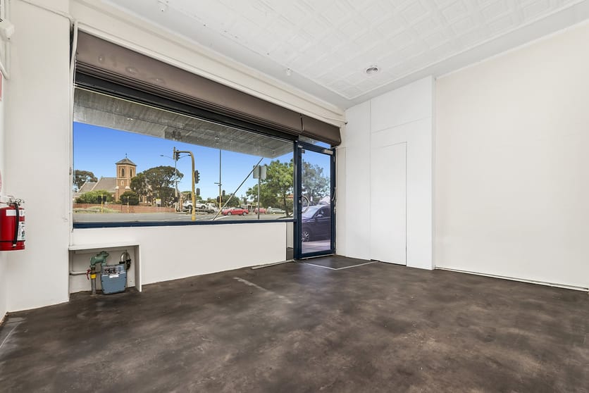 Click to view all images 671 Nepean Highway Brighton VIC 3186 - Image 3