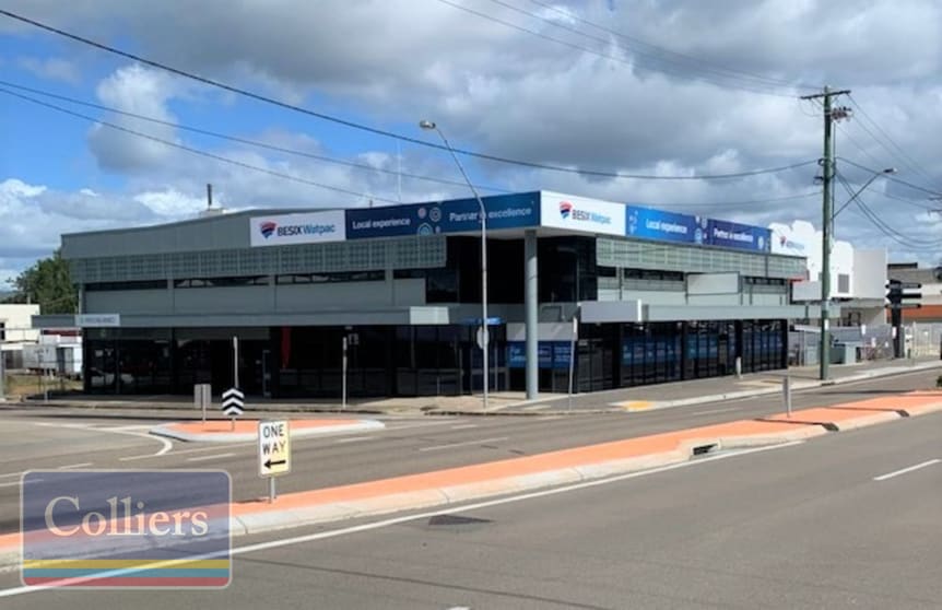Click to view all images 1/514 Sturt Street Townsville City QLD 4810 - Image 2