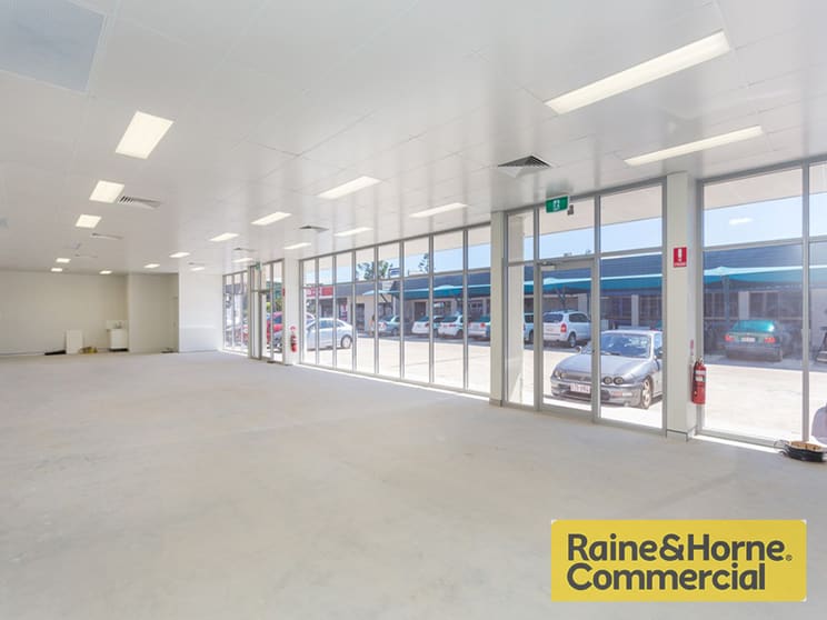 Click to view all images Strathpine QLD 4500 - Image 1