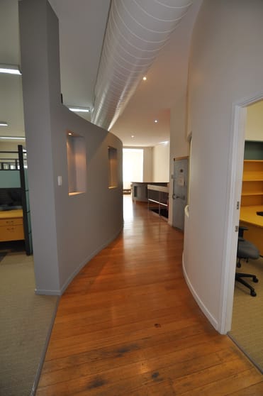 Click to view all images 412 Flinders Street Townsville City QLD 4810 - Image 3