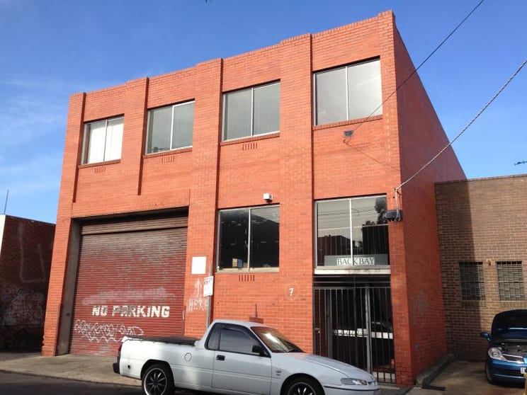 Click to view all images 7 Cozens Street Brunswick VIC 3056 - Image 1