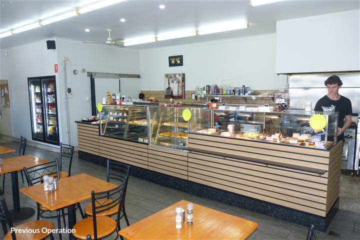 Click to view all images 1/119A Toolooa Street South Gladstone QLD 4680 - Image 3