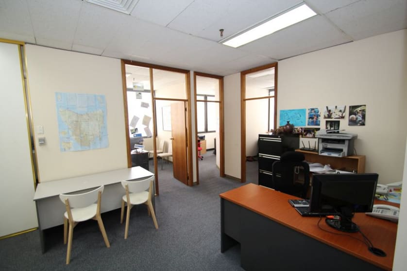 Click to view all images Suite 403, 332 Oxford Street Bondi Junction NSW 2022 - Image 2