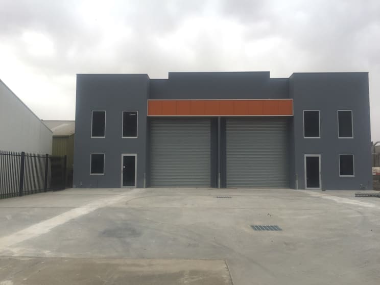 Click to view all images 2/1 Orange Street Williamstown VIC 3016 - Image 2