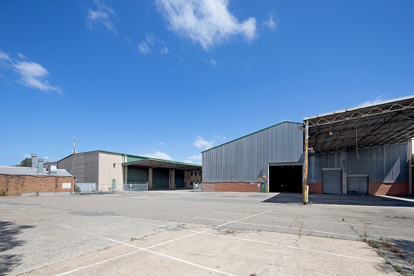 Click to view all images 30 Sir Joseph Banks Street Botany NSW 2019 - Image 1