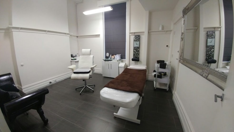 Click to view all images 281 Bay Street Brighton VIC 3186 - Image 3