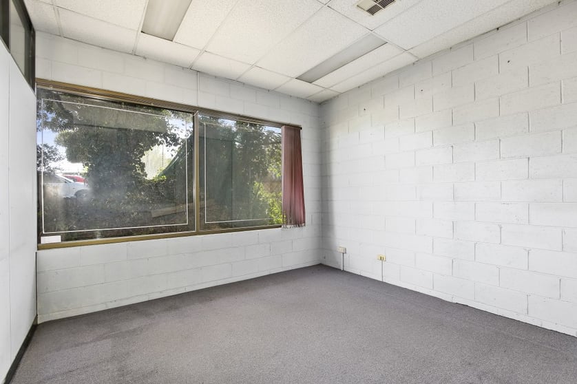 Click to view all images 26A Hardy Street Lilydale VIC 3140 - Image 3