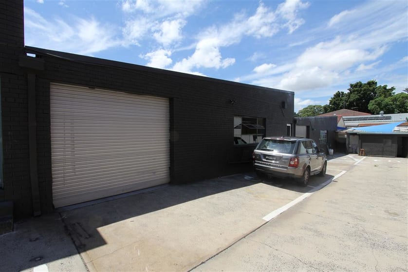 Click to view all images 2/998 King Georges Road Blakehurst NSW 2221 - Image 1