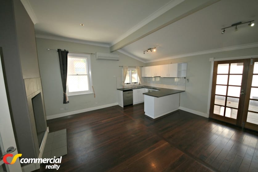 Click to view all images 7 Teede Street Bunbury WA 6230 - Image 3