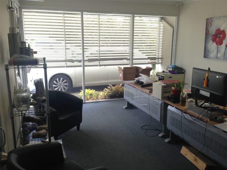 Click to view all images 1/11 Kenworth Place Brendale QLD 4500 - Image 2
