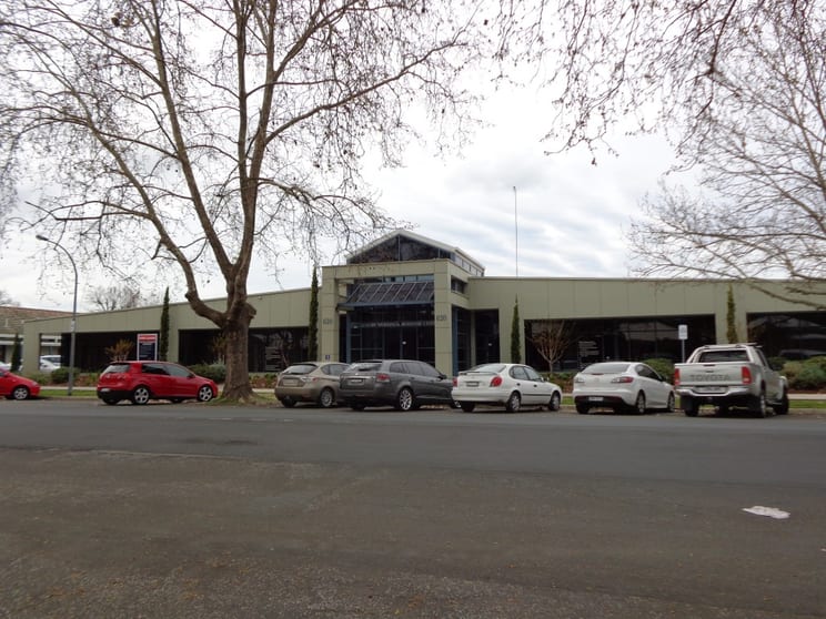 Click to view all images 2/620 Macauley Street Albury NSW 2640 - Image 1
