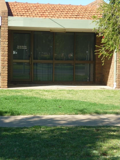 Click to view all images 3/302 Deakin Avenue Mildura VIC 3500 - Image 1