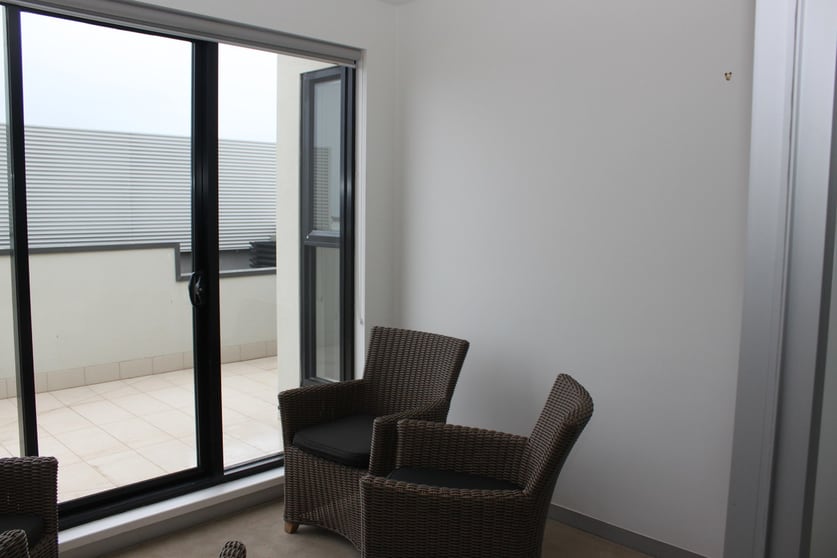 Click to view all images 2 & 5, Lev/28 Main Street Mornington VIC 3931 - Image 1