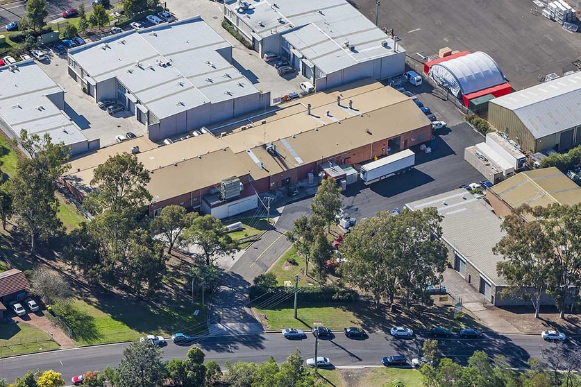Click to view all images 37 Bromley Road Emu Plains NSW 2750 - Image 2