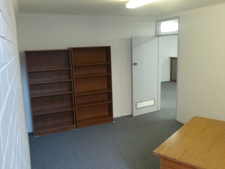 Click to view all images Tamworth NSW 2340 - Image 3