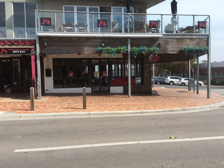 Click to view all images 25 Main Street Mornington VIC 3931 - Image 2