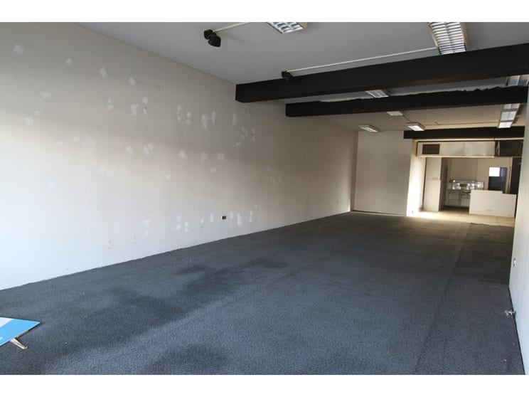 Click to view all images 80A Keppel Street Bathurst NSW 2795 - Image 2