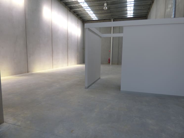 Click to view all images 50/61 Watt Road Mornington VIC 3931 - Image 2